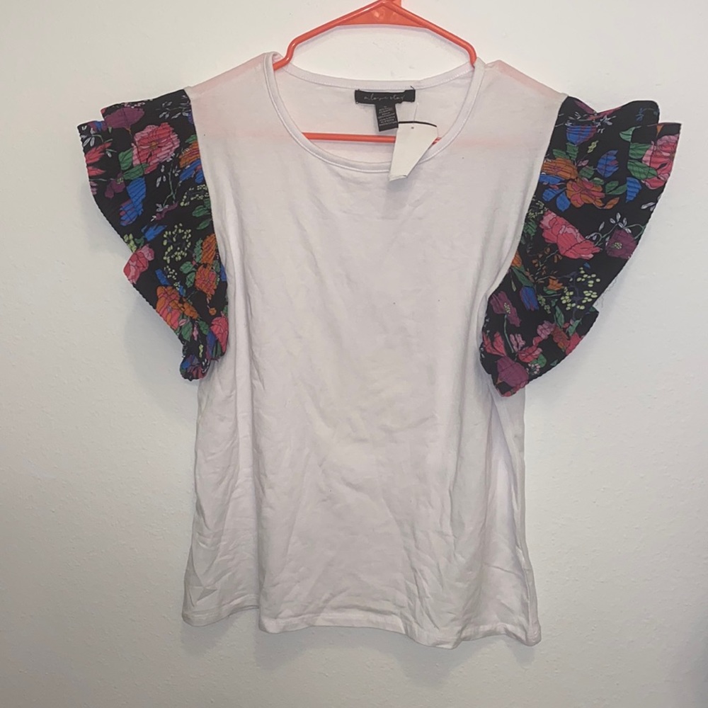 Ruffle sleeve shirt